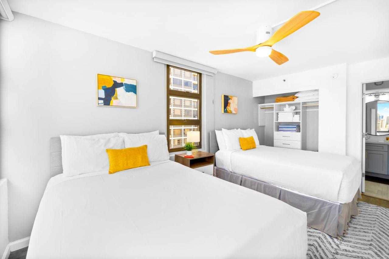 Apartment Stylish Waikiki Gem With Ocean View And Free Parking!