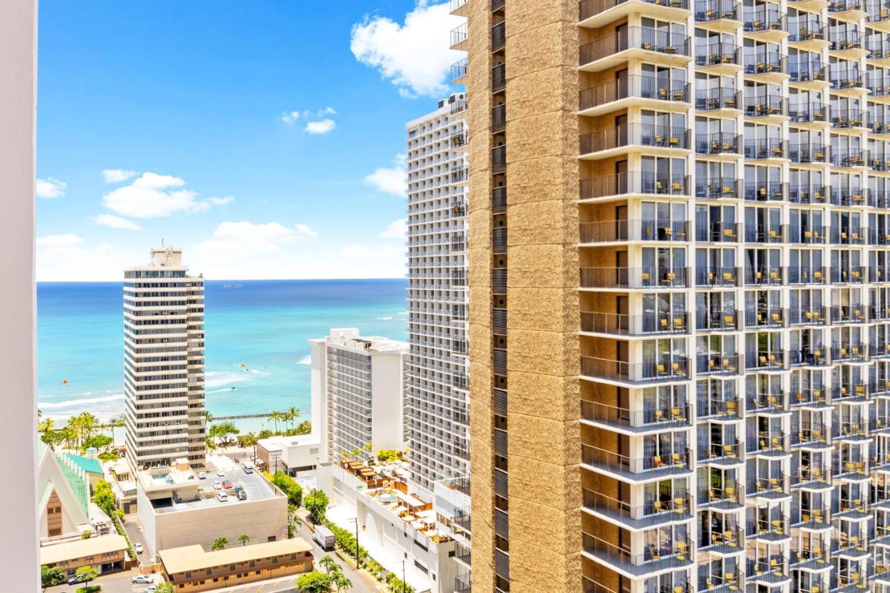 Stylish Waikiki Gem With Ocean View And Free Parking! *